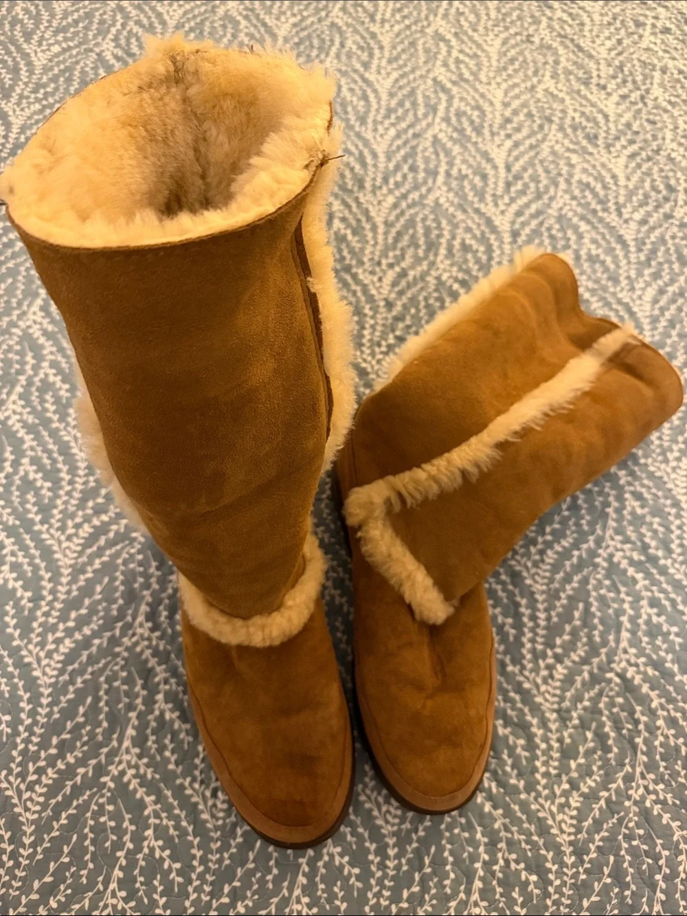Women’s Tall UGG Shearling Lined Sundance Suede Boots - Chestnut